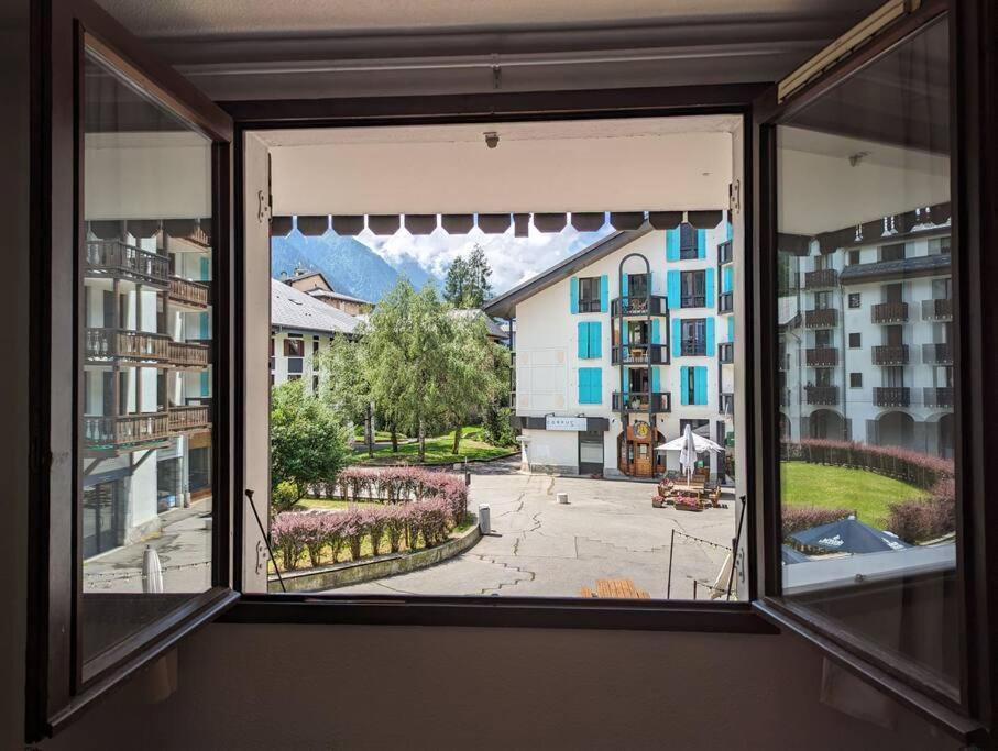Central Spacious Flat With Private Parking Chamonix Buitenkant foto